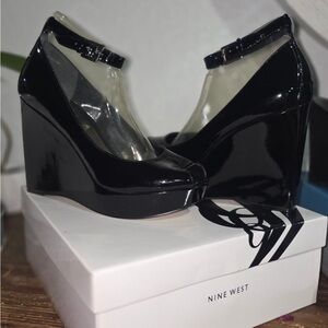 Nine West Glossy Black Wedges